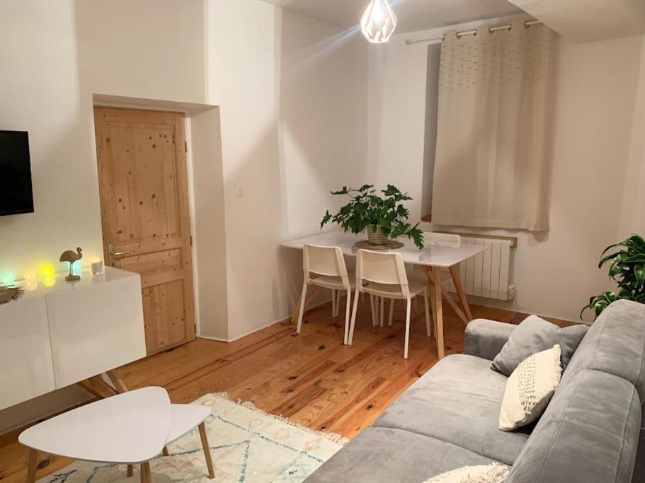Le Petit Cocon Nimois Apartment Nîmes Exterior photo